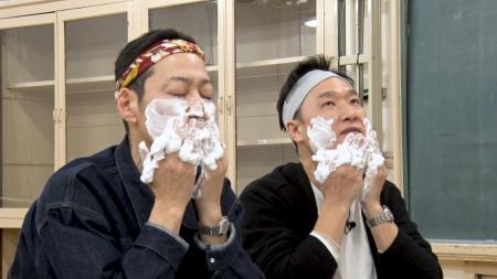 東野&山里がレインボー池田流のスキンケアを体験「き 東野&山里がレインボー池田流のスキンケアを体験「き