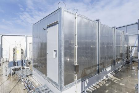 直接水冷方式高密度AIサーバをモジュール型データセン 直接水冷方式高密度AIサーバをモジュール型データセン