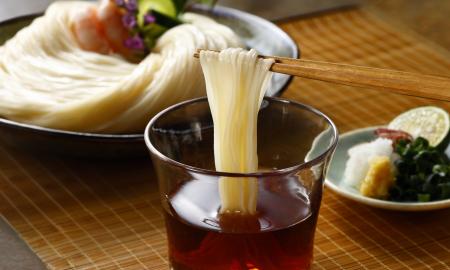 半田そうめんのオカベ、夏季限定「極細めん」のutf-8 半田そうめんのオカベ、夏季限定「極細めん」のutf-8