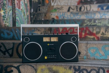 We Are Rewindより、レトロな外観とモダンなサウンド We Are Rewindより、レトロな外観とモダンなサウンド