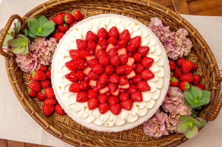 【キル フェ ボン】赤いカーネーションをモチーutf-8 【キル フェ ボン】赤いカーネーションをモチーutf-8