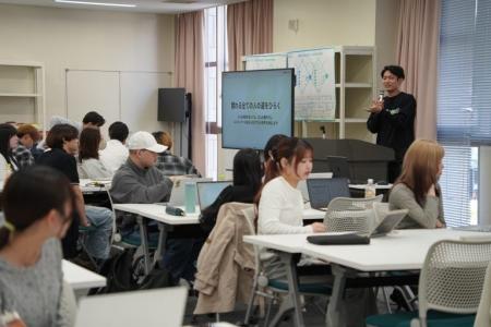 【叡啓大学】広島県の人口流出を止めるため「広島で働 【叡啓大学】広島県の人口流出を止めるため「広島で働