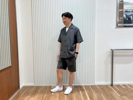 洋服の青山『初』、夏の新たな正装として「ハーutf-8 洋服の青山『初』、夏の新たな正装として「ハーutf-8