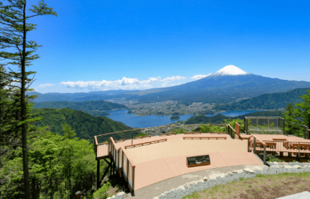 標高1,600メートルの富士山が一望できる人気の絶utf-8 標高1,600メートルの富士山が一望できる人気の絶utf-8