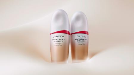 なめらかに、理想の素肌美へ。使うたびノイズレスな仕 なめらかに、理想の素肌美へ。使うたびノイズレスな仕
