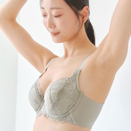 ブラトップ以上、補正ブラ未満。「苦しくない、補正ブ ブラトップ以上、補正ブラ未満。「苦しくない、補正ブ