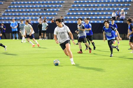 ジュビロ磐田OB選手とヤマハ発動機社員のサッカutf-8 ジュビロ磐田OB選手とヤマハ発動機社員のサッカutf-8