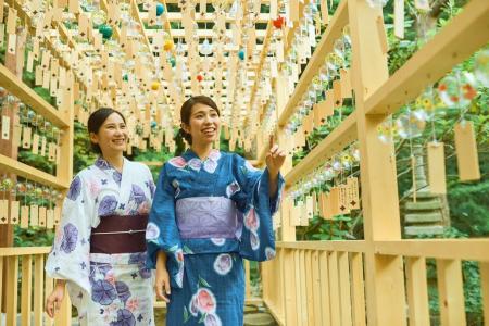 【札幌】約1,000坪の日本庭園に888個の風鈴、創業80周 【札幌】約1,000坪の日本庭園に888個の風鈴、創業80周