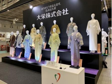 仏衣は大栄、新作も人気作もセット品も、目白押し。19 仏衣は大栄、新作も人気作もセット品も、目白押し。19