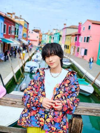 人気声優・小林千晃のデビュー10周年記念写真集から新 人気声優・小林千晃のデビュー10周年記念写真集から新