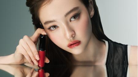 【M・A・C】ガラスのように透ける輝き。新ラスターガ 【M・A・C】ガラスのように透ける輝き。新ラスターガ