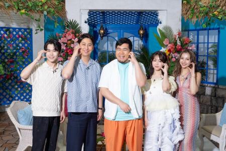 第1話のスタジオゲストに、令和ロマン・松井ケムリが 第1話のスタジオゲストに、令和ロマン・松井ケムリが