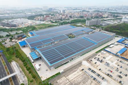 中国・厦門拠点で太陽光発電設備を稼働 中国・厦門拠点で太陽光発電設備を稼働