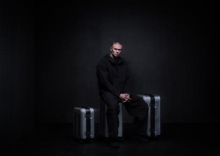 アーリング・ハーランドとともに世界を旅する。LVMH L アーリング・ハーランドとともに世界を旅する。LVMH L