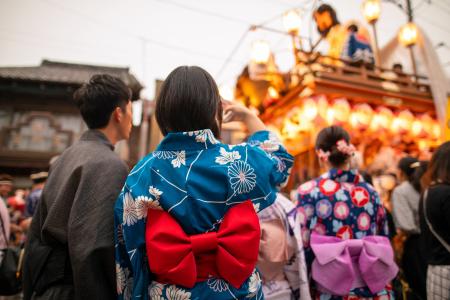 結婚相談所ZWEIが、全国7か所の夏祭り・花火大会に協 結婚相談所ZWEIが、全国7か所の夏祭り・花火大会に協