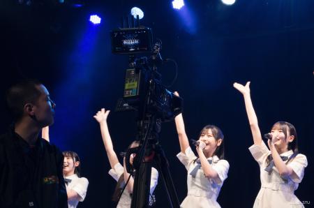 近くで撮影したイマーシブビデオは、演者をより身近に 近くで撮影したイマーシブビデオは、演者をより身近に