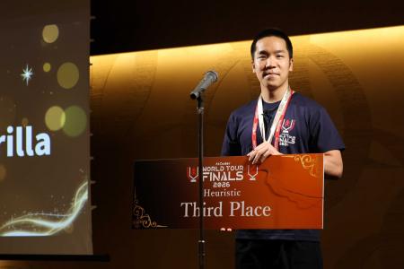 世界のトップ12名が競う「AtCoder World Tour Finals 世界のトップ12名が競う「AtCoder World Tour Finals