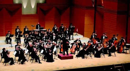 世界が分断に揺れる今、音楽ができることを 世界が分断に揺れる今、音楽ができることを