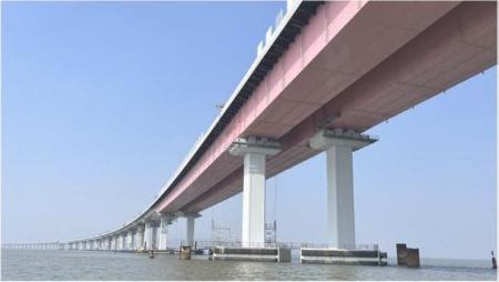 インド共和国 ムンバイ湾横断道路鋼橋部分の点検業務 インド共和国 ムンバイ湾横断道路鋼橋部分の点検業務