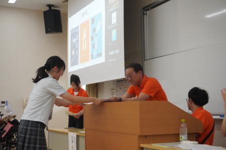 【新潟医療福祉大学】全国の高校生から50作品が集結! 【新潟医療福祉大学】全国の高校生から50作品が集結!