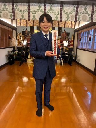 演歌歌手・須賀亮雄、縁の地「四谷 須賀神社」で2n 演歌歌手・須賀亮雄、縁の地「四谷 須賀神社」で2n