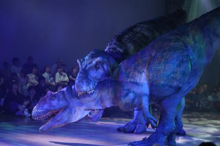 大阪初開催!体験型ライブエンターテインメント「DINO 大阪初開催!体験型ライブエンターテインメント「DINO