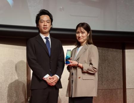 学生と企業の深い相互理解を生み出す採用活動によりビ 学生と企業の深い相互理解を生み出す採用活動によりビ