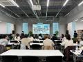 現役の小学校教員2人が仕掛ける、学校・民間・行政・ 現役の小学校教員2人が仕掛ける、学校・民間・行政・