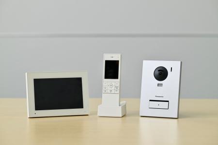 パナソニック、玄関子機-室内親機-クラウド-スマホア パナソニック、玄関子機-室内親機-クラウド-スマホア