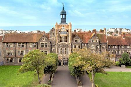 【イギリス留学】「ブリティッシュ・ボーディングスク 【イギリス留学】「ブリティッシュ・ボーディングスク