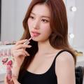 【YSL BEAUTY】TWICE SANAが体現する、“360°多幸感ピ 【YSL BEAUTY】TWICE SANAが体現する、“360°多幸感ピ