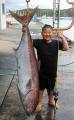 【活動報告】160kgのカジキマグロを子ども食堂へ寄贈 【活動報告】160kgのカジキマグロを子ども食堂へ寄贈