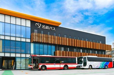 FM AICHI「EVENING STREET」でバス運転手の仕事現場が FM AICHI「EVENING STREET」でバス運転手の仕事現場が