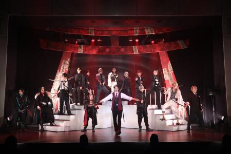 現代に蘇る幕末転生奇譚・スーツ×日本刀舞台「新宿羅 現代に蘇る幕末転生奇譚・スーツ×日本刀舞台「新宿羅