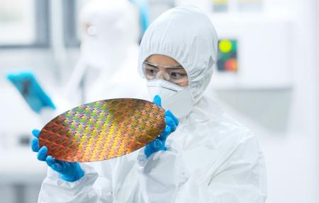 福岡工業大学・先進工学科「半導体工学コース」を設置 福岡工業大学・先進工学科「半導体工学コース」を設置