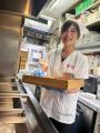 大阪餃子専門店よしこ、8月8日(土)におふくろ連盟を 大阪餃子専門店よしこ、8月8日(土)におふくろ連盟を