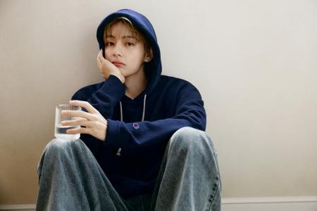 Champion、BTSのVとのグローバルパートナーシップを発 Champion、BTSのVとのグローバルパートナーシップを発
