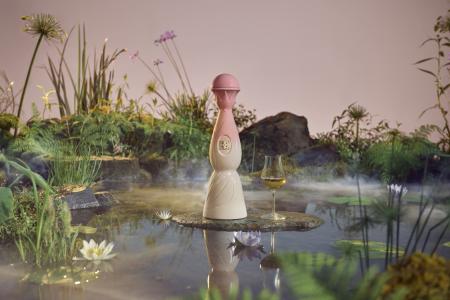 蓮の花にインスパイアされた「Pink Limited Edition 2 蓮の花にインスパイアされた「Pink Limited Edition 2