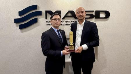 ニュース証券・齊藤光城代表取締役、モンゴル証券業協 ニュース証券・齊藤光城代表取締役、モンゴル証券業協