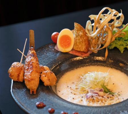 「ラーメン」という枠を超えて。芦屋で、新しいラーメ 「ラーメン」という枠を超えて。芦屋で、新しいラーメ