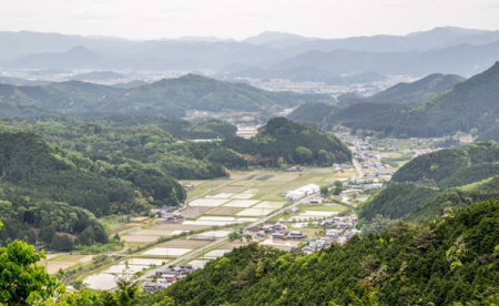 手仕事の工房が集まるまち「丹波篠山」つくり手とつか 手仕事の工房が集まるまち「丹波篠山」つくり手とつか