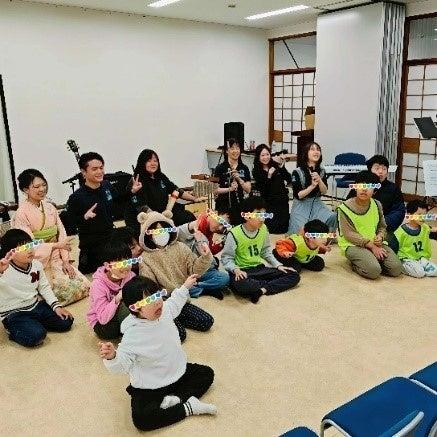 発達障害のある人に本物の音楽を 訪問コンサートへの 発達障害のある人に本物の音楽を 訪問コンサートへの