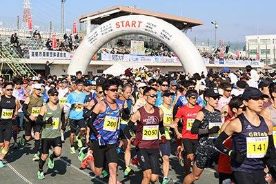 川内優輝さんがゲストランナーで参加する高槻ハーフマ 川内優輝さんがゲストランナーで参加する高槻ハーフマ