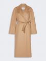 Max Mara、3人の女性が纏う新アイコン「Ready Coat」 Max Mara、3人の女性が纏う新アイコン「Ready Coat」