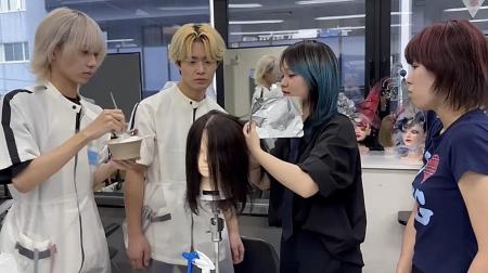 【美容師の卵がプロとタッグ】高山美容専門学校が「恋 【美容師の卵がプロとタッグ】高山美容専門学校が「恋