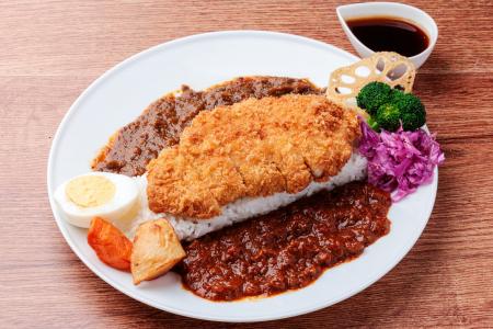 神田カレーグランプリ2025「史上初W受賞」のカレーが 神田カレーグランプリ2025「史上初W受賞」のカレーが