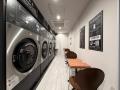カフェスペース一体型コインランドリー「MAX WASH & C カフェスペース一体型コインランドリー「MAX WASH & C