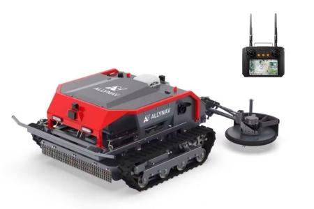 ALLYNAV AGの自律走行型電動草刈機「Taurus80E」、環 ALLYNAV AGの自律走行型電動草刈機「Taurus80E」、環