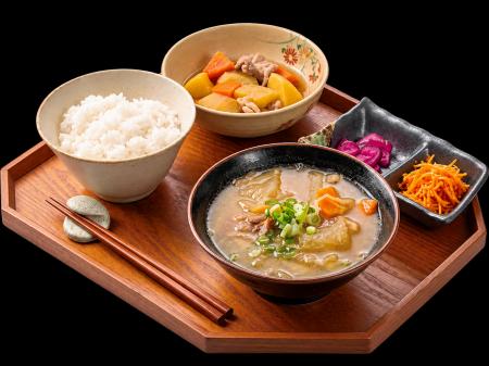 鶴見の皆様の「食」と「健康」をサポートする豚汁定食 鶴見の皆様の「食」と「健康」をサポートする豚汁定食