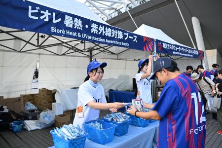 近年猛暑が深刻化するなか、ファン・サポーターの快適 近年猛暑が深刻化するなか、ファン・サポーターの快適